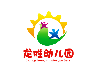 譚家強的龍勝幼兒園logo設計